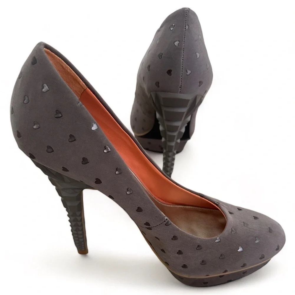 Rachel Roy Keedan Heart Print Sculpted Platform Stiletto Heels Size 7.5 Women’s